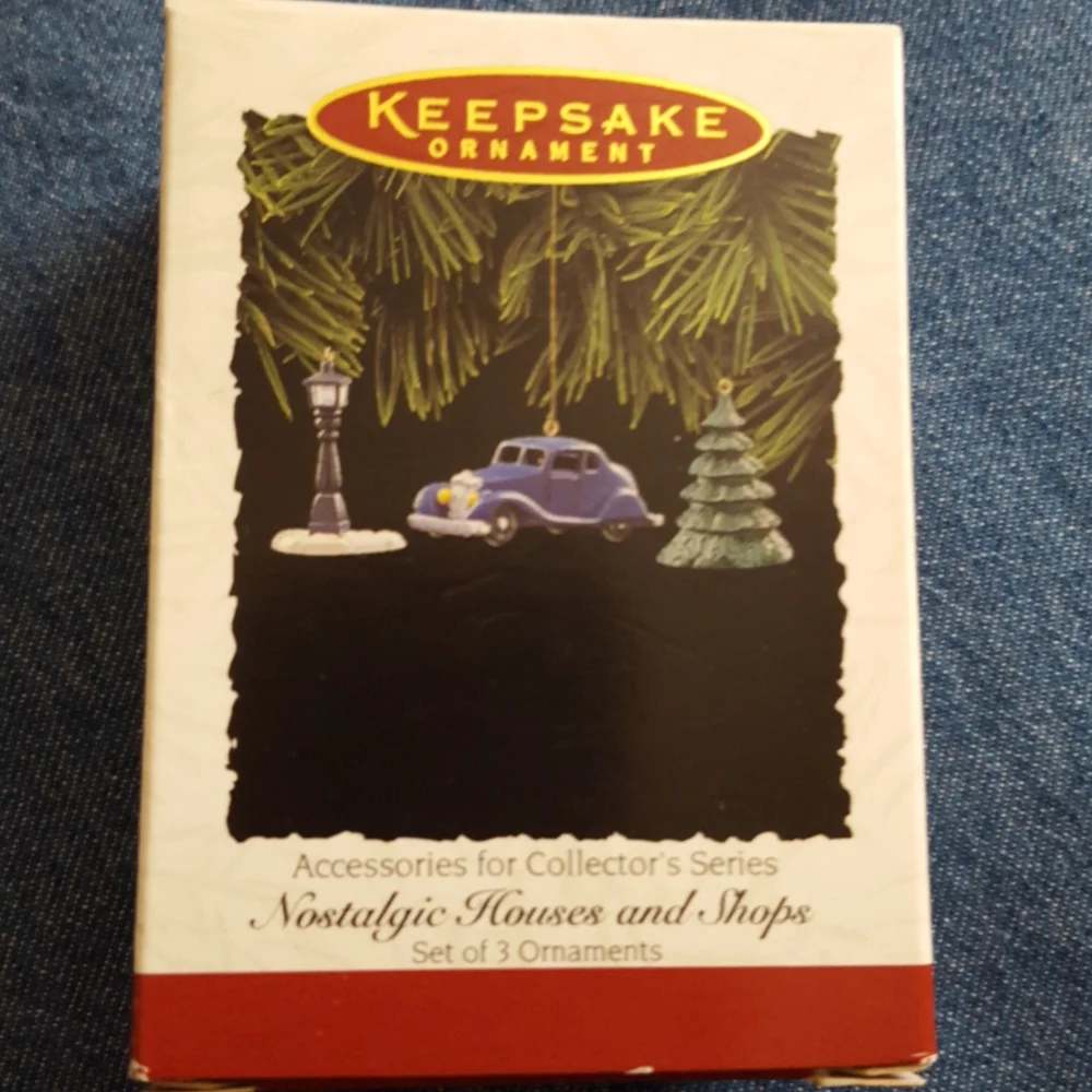Hallmark Nostalgic Houses and Shops Accessories Holiday Christmas Ornaments
